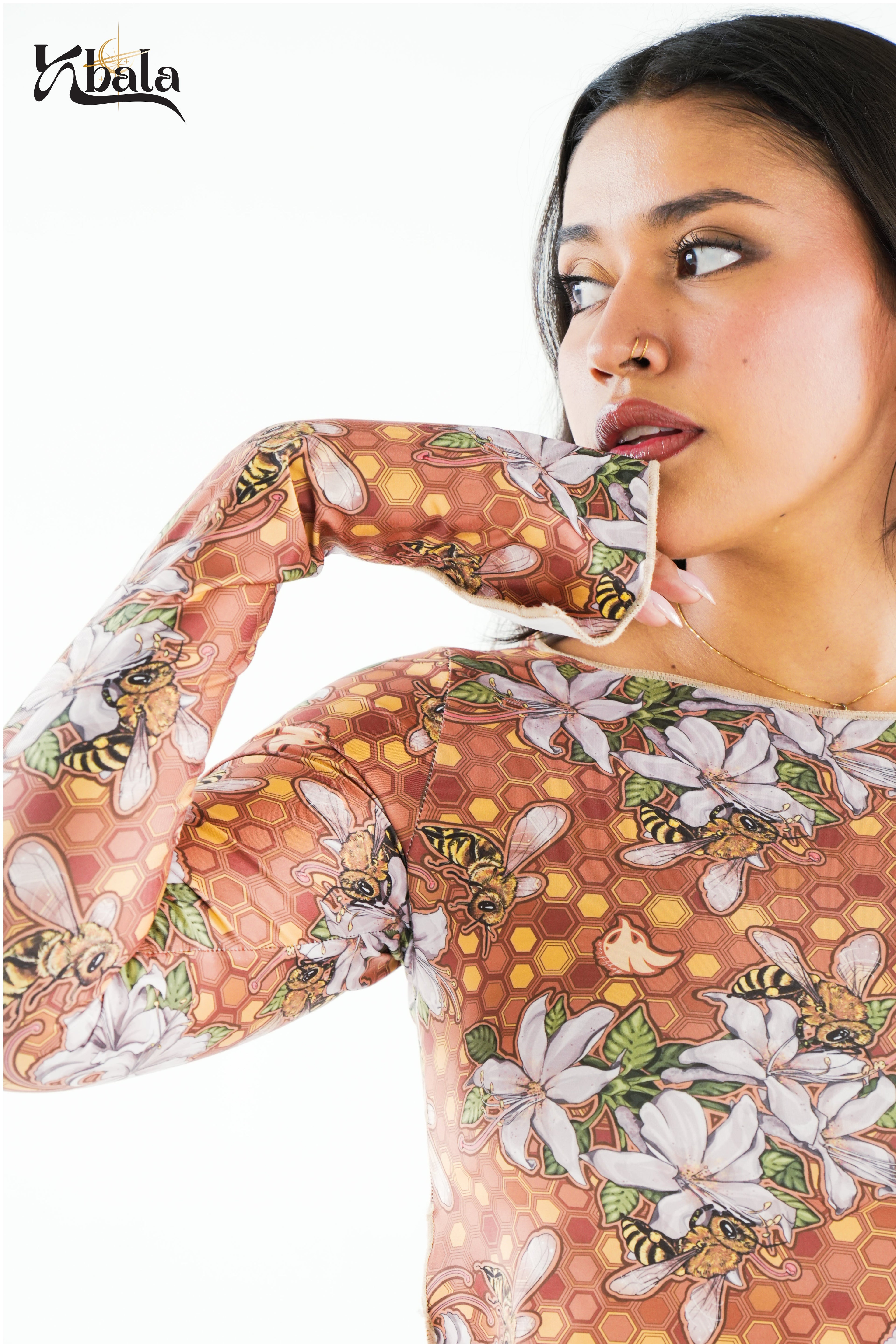 ESSENTIALS | tops y camisas