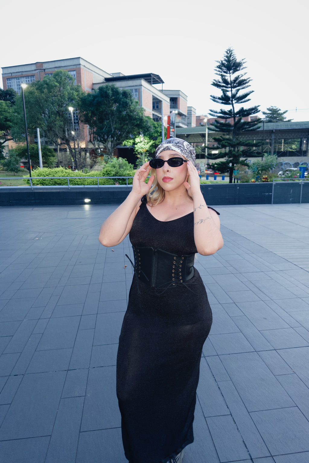 VESTIDO SLIM NEGRO